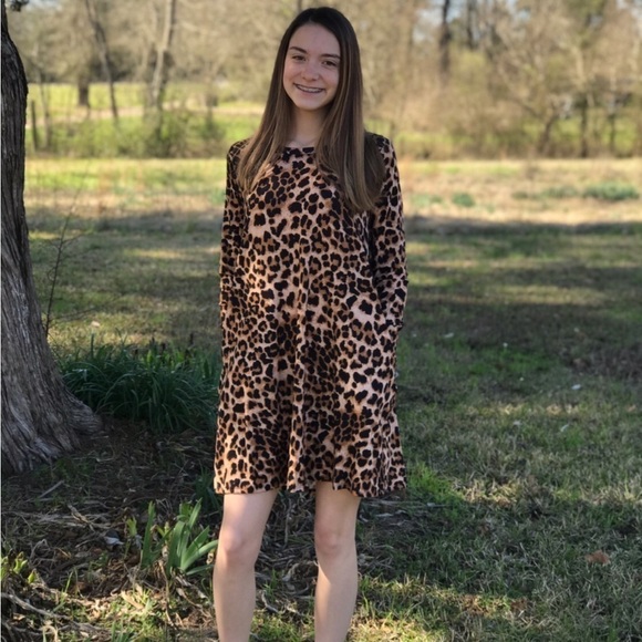 Sweater Dress Swing Style Brown Leopard Womens Size S - Picture 1 of 5